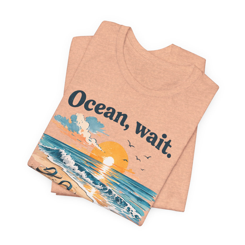 Ocean, Wait I’m Coming Vintage Beach Graphic T-Shirt MARE QUI CLUB