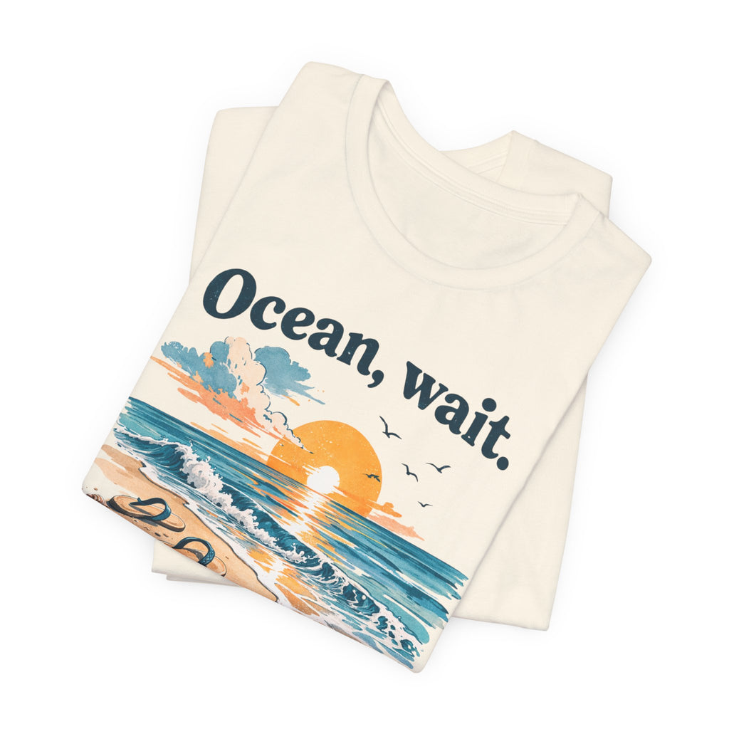 Ocean, Wait I’m Coming Vintage Beach Graphic T-Shirt MARE QUI CLUB