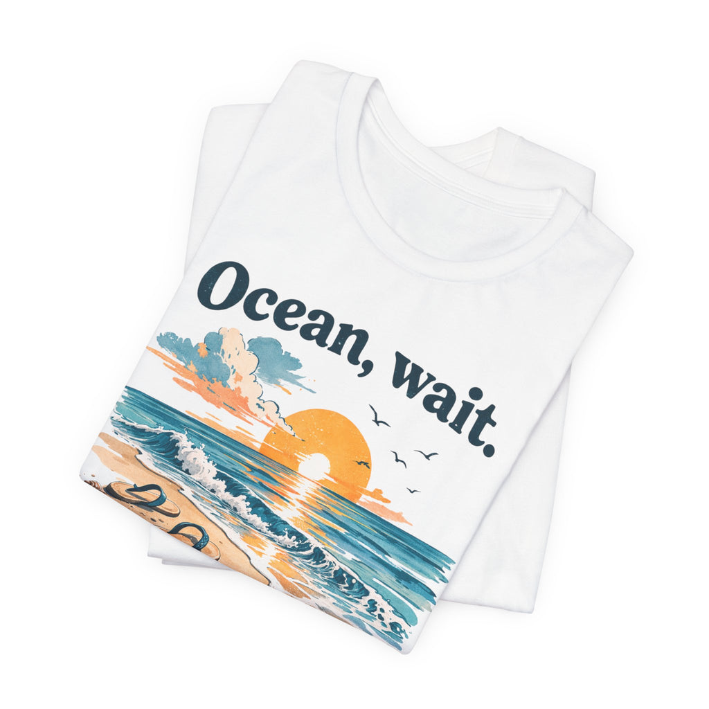 Ocean, Wait I’m Coming Vintage Beach Graphic T-Shirt MARE QUI CLUB