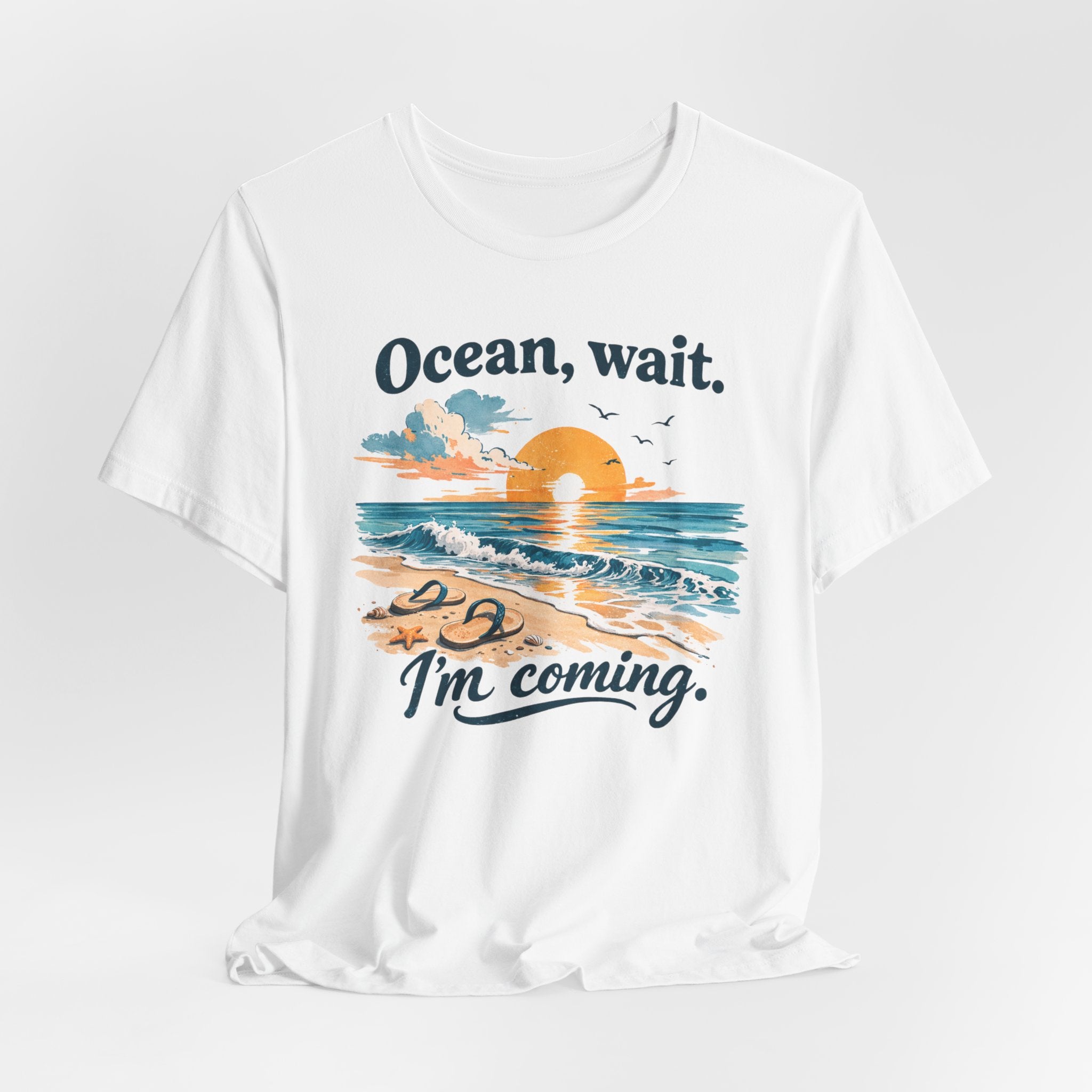 Ocean, Wait I’m Coming Vintage Beach Graphic T-Shirt MARE QUI CLUB
